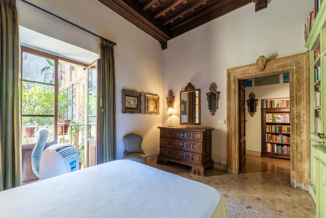 Pantheon Apartment - L'Angolo Nascosto Dei Quadri Roma Exterior foto
